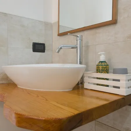 Alfonsina Bed & Breakfast Uggiano La Chiesa