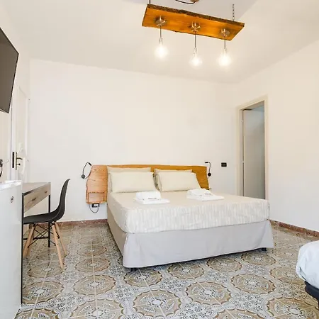 Alfonsina Bed & Breakfast *