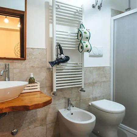 Alfonsina B&B 우기아노 라 치에사