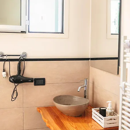 Alojamento de Acomodação e Pequeno-almoço Alfonsina Uggiano La Chiesa